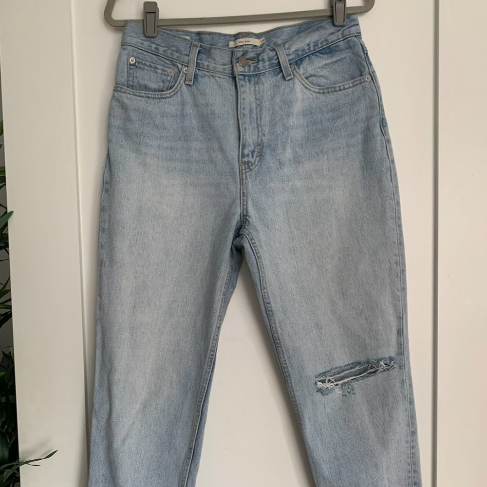 Levi's | Deconstructed Mom Jean | 29